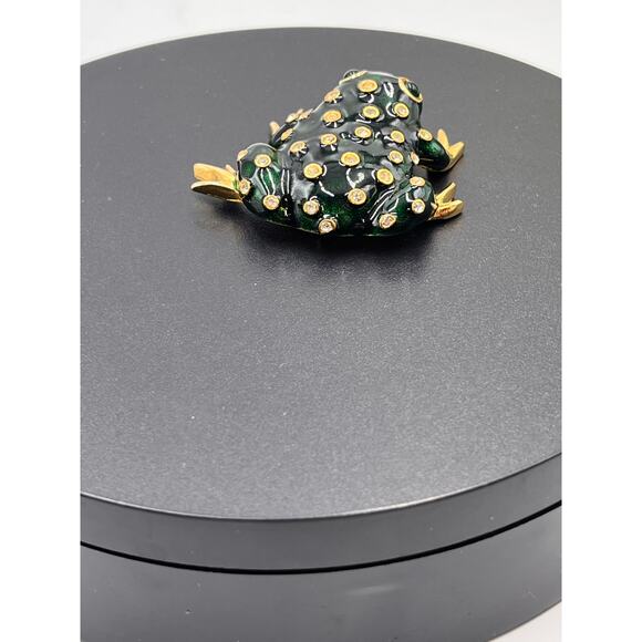 Ivana Trump Vintage Signed Green Enamel Rhinestone Eyes Gold Tone Brooch - Picture 5 of 8